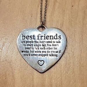 💎3/$15 Long silver heart necklace, "best friends"